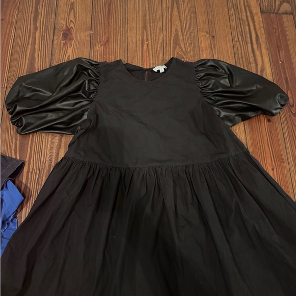 Mud Pie Dresses & Skirts - Elegant Black womens Dress
